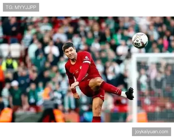 杰拉德与兰帕德的球权分布差异：从单点驱动到多点参与的推进结构演变